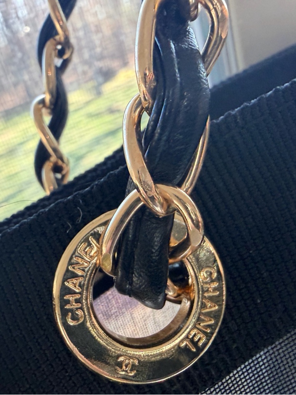 BRAND NEW Chanel Beaute Black Mesh Bag w Gold Chain & Matching Mesh Pouch - Picture 13 of 16
